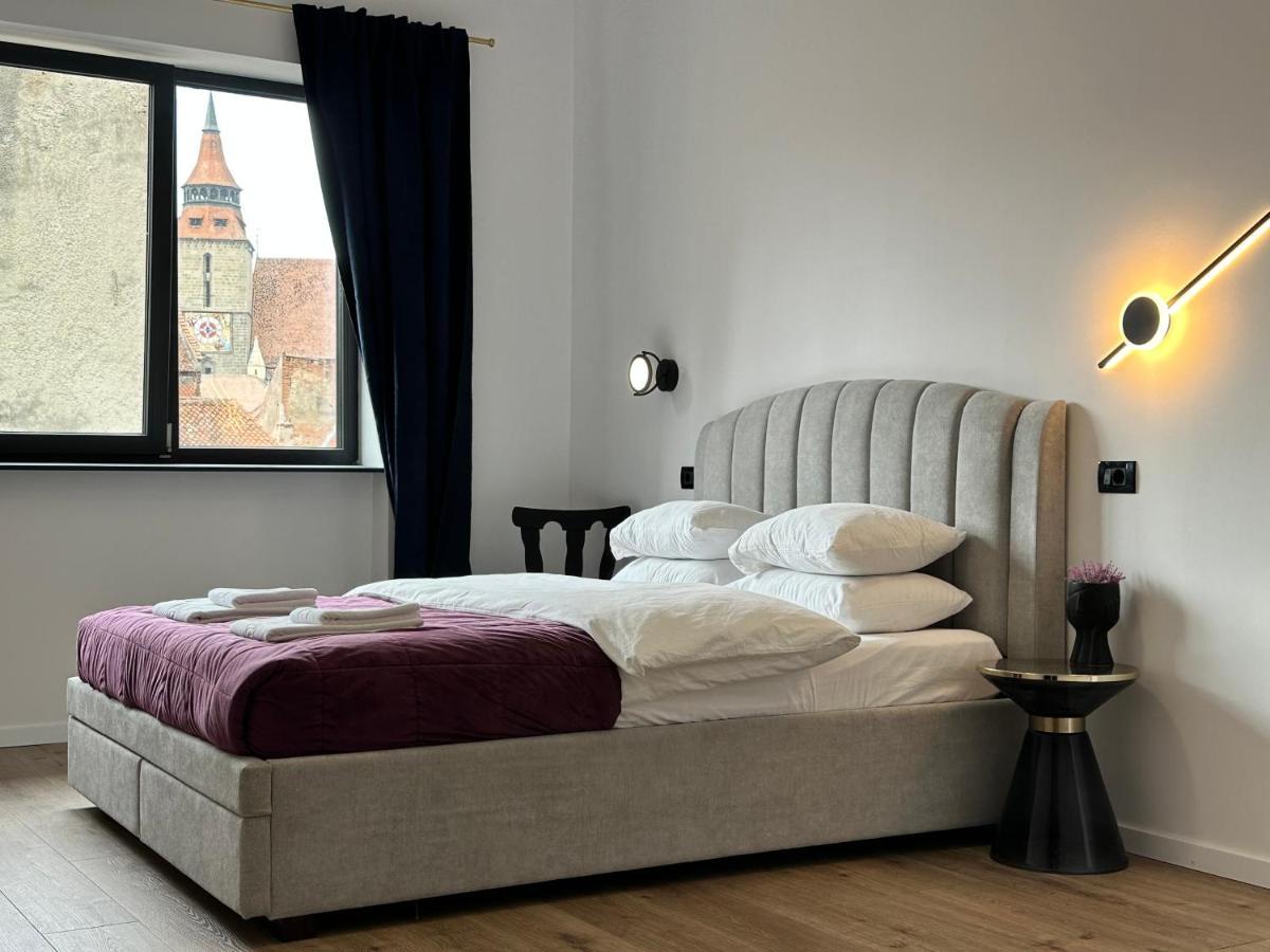 Peaceful Condo For Romantic Getaways Near Black Church - 3Min Walk Brasov Ngoại thất bức ảnh