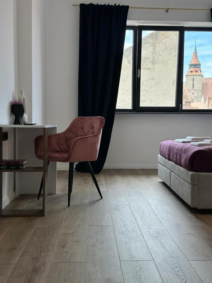 Peaceful Condo For Romantic Getaways Near Black Church - 3Min Walk Brasov Ngoại thất bức ảnh