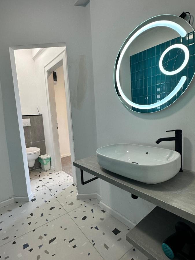 Peaceful Condo For Romantic Getaways Near Black Church - 3Min Walk Brasov Ngoại thất bức ảnh