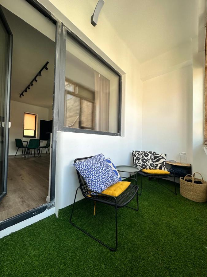 Peaceful Condo For Romantic Getaways Near Black Church - 3Min Walk Brasov Ngoại thất bức ảnh
